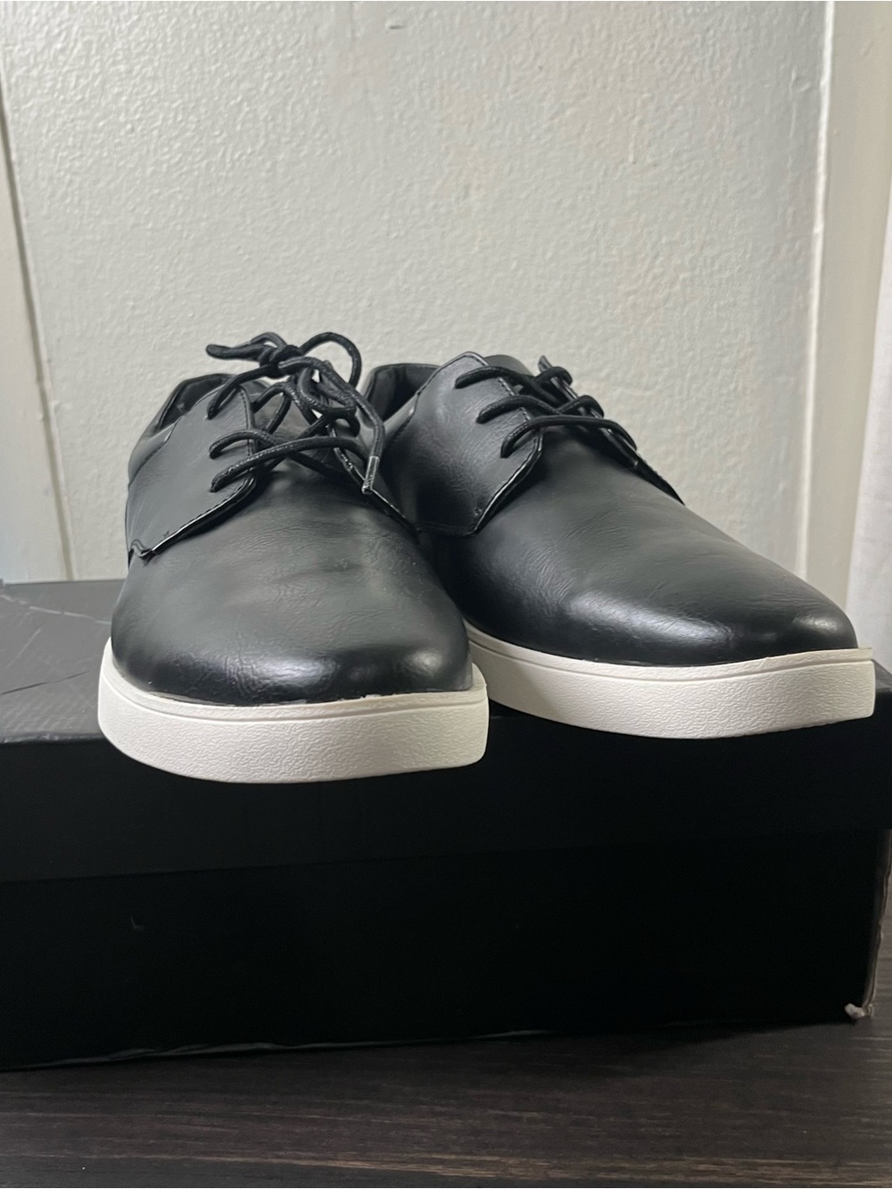 Alfani Men's Black Derby Sneakers with White Sole casual sneakers elegant sz 11